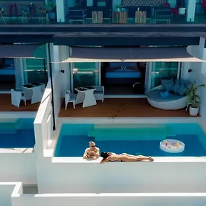 epic-suites-by-bohol-social-club.hotelspanglao.com/